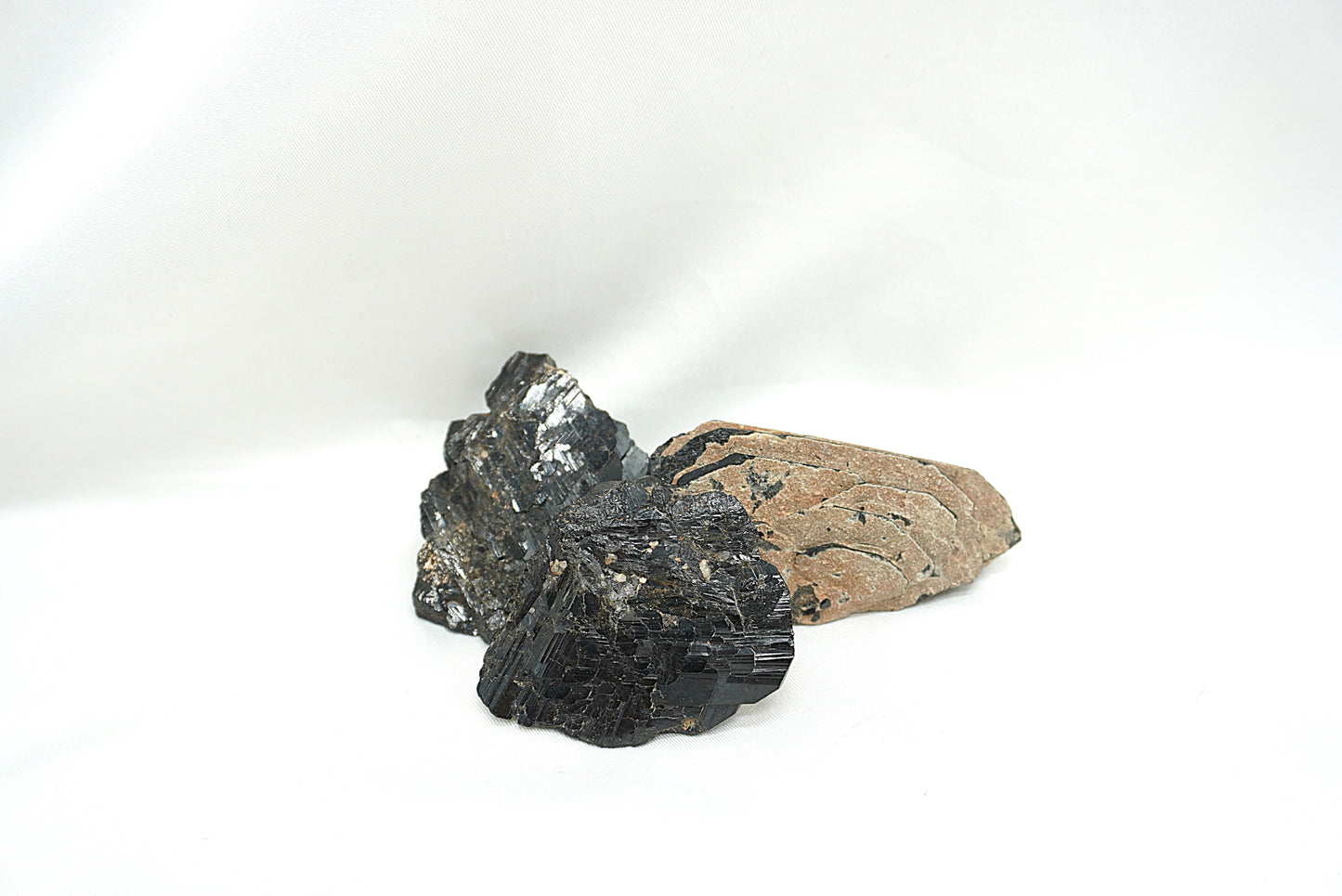 BRUT TOURMALINE NOIRE EN EVENTAIL