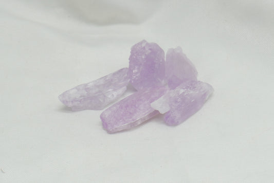 KUNZITE EN CRISTAL NATUREL