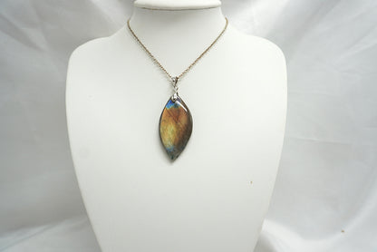 PENDENTIF LABRADORITE (ref 12)