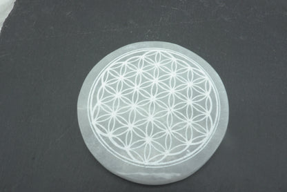 SELENITE PLAQUE RECHARGEMENT FLEUR DE VIE (10CM)