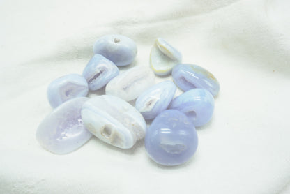 PIERRE ROULEE AGATE BLUE LACE GEODE