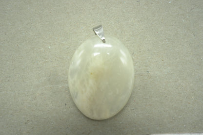 PENDENTIF OVALE PIERRE DE LUNE BEIGE