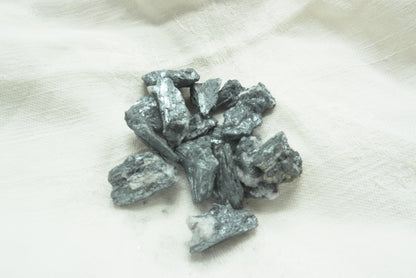STIBINE (ANTIMOINE) BRUT (10 à 15 mm)
