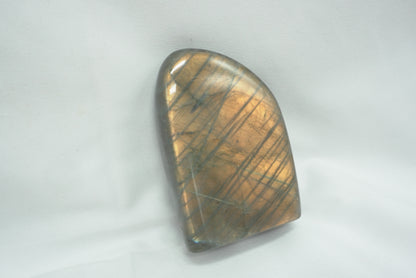 BLOC A POSER LABRADORITE (477 grammes)