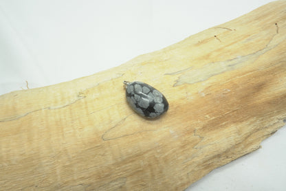 PENDENTIF PIERRE ROULEE OBSIDIENNE NEIGE