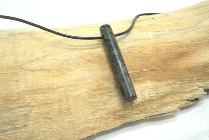 PENDENTIF TUBE JASPE KAMBABA