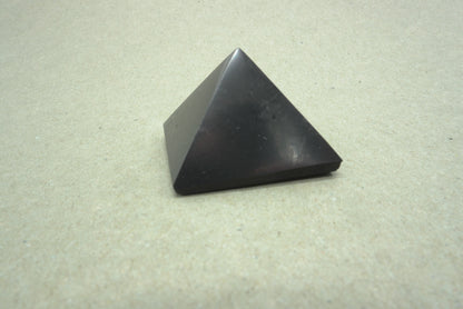 PYRAMIDE SHUNGITE