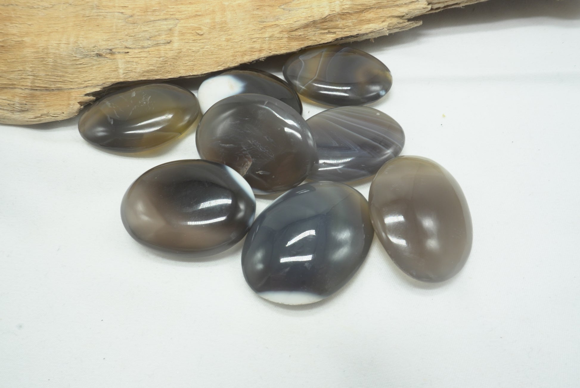 GALET PLAT AGATE ORQUE (AGATE GRISE)