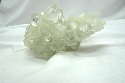 APOPHYLLITE BRUT (176 grammes)