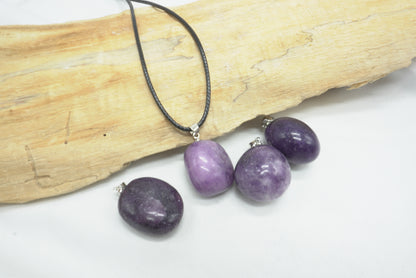 PENDENTIF PIERRE ROULEE LEPIDOLITE