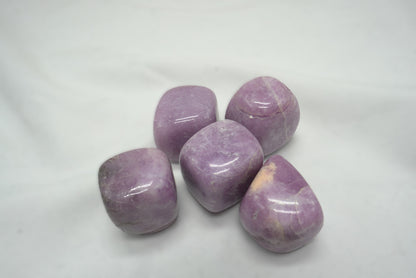 PIERRE ROULEE CUBIQUE LEPIDOLITE