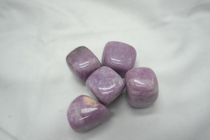 PIERRE ROULEE CUBIQUE LEPIDOLITE