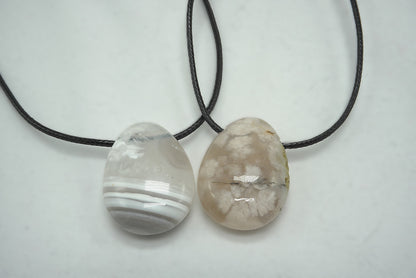 PENDENTIF PIERRE PERCEE AGATE FLEUR