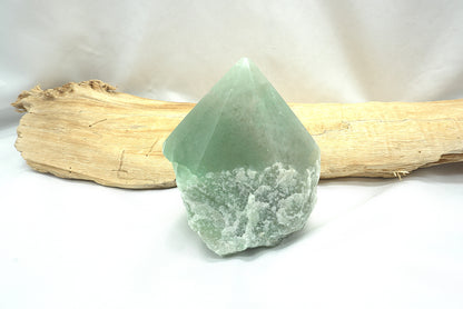 POINTE AVENTURINE VERTE (225 grammes)