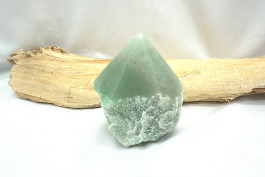 POINTE AVENTURINE VERTE (225 grammes)