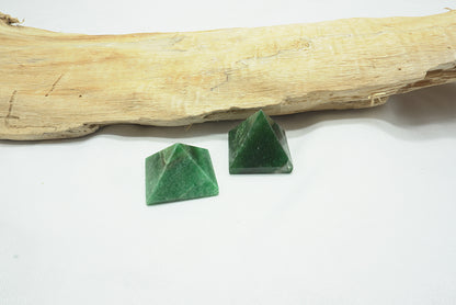PYRAMIDE FUSCHITE