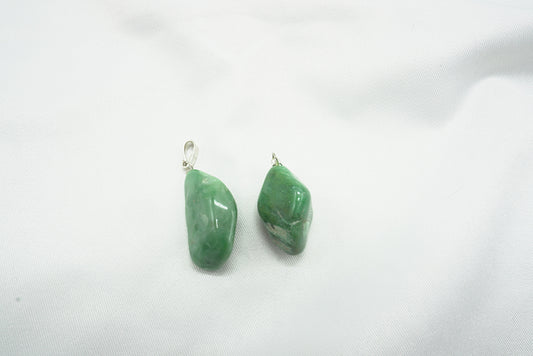 PENDENTIF PIERRE ROULEE FUSCHITE