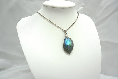 PENDENTIF LABRADORITE (ref 8)