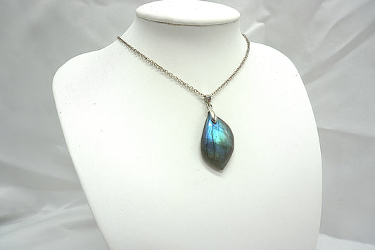 PENDENTIF LABRADORITE (ref 8)