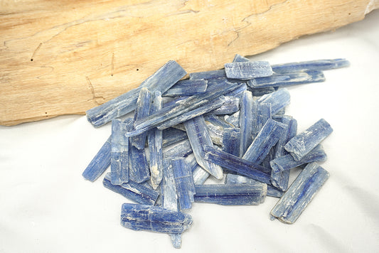 CYANITE BLEUE BRUTE
