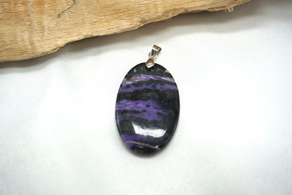 PENDENTIF CHAROITE