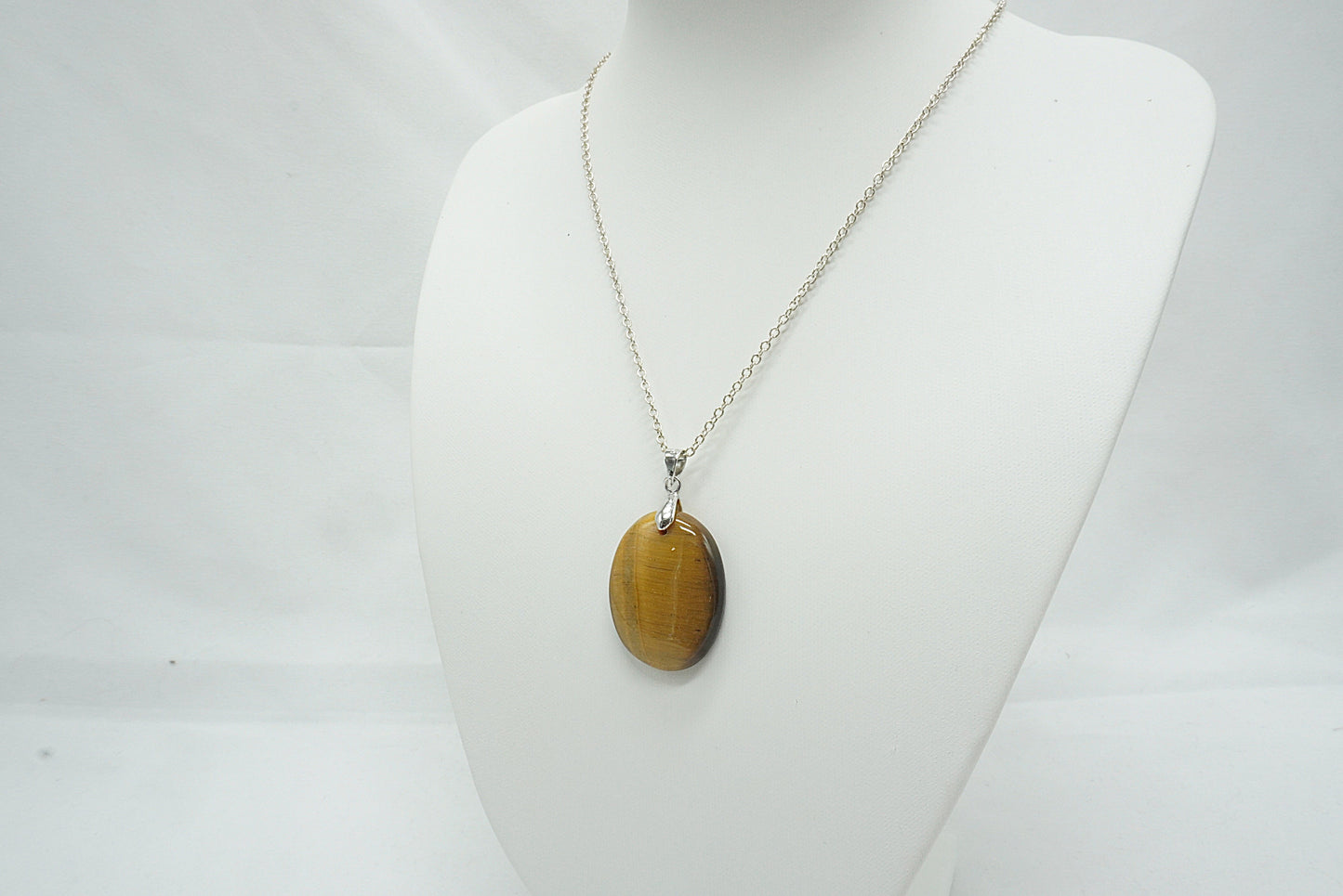 PENDENTIF OEIL DE TIGRE (Ref 3)
