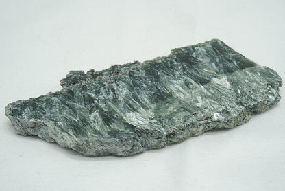 PLAQUE SERAPHINITE POLIE UNE FACE (37 grammes)