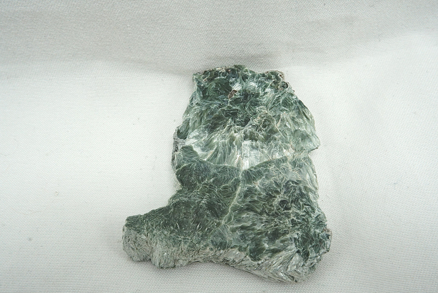 PLAQUE SERAPHINITE POLIE UNE FACE (19 grammes)