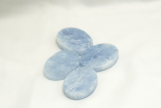 GALET PLAT CALCITE BLEUE