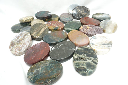 GALET PLAT JASPE OCEAN (Jaspe Orbiculaire)