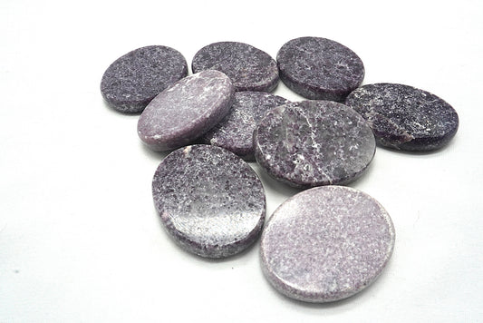 GALET PLAT LEPIDOLITE