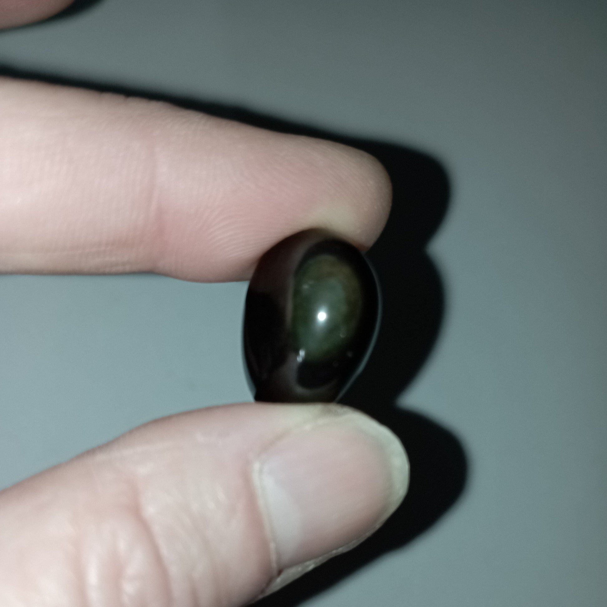 PIERRE ROULEE OBSIDIENNE OEIL CELESTE