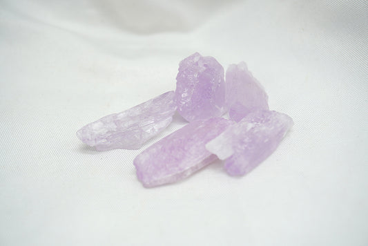 KUNZITE EN CRISTAL NATUREL