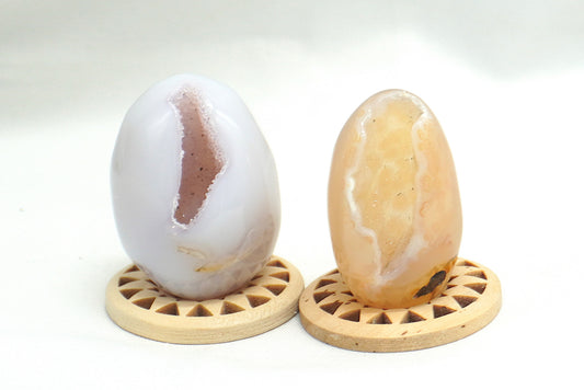 OEUF AGATE CRISTALLISEE