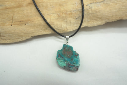 PENDENTIF CHRYSOCOLLE BRUTE