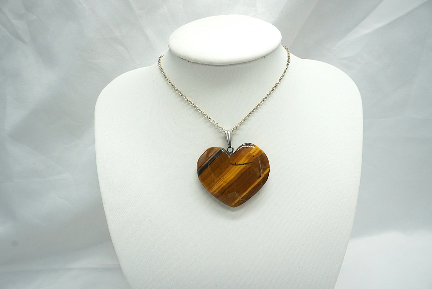 PENDENTIF COEUR OEIL DE TIGRE