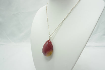 PENDENTIF GOUTTE JASPE MOKAITE