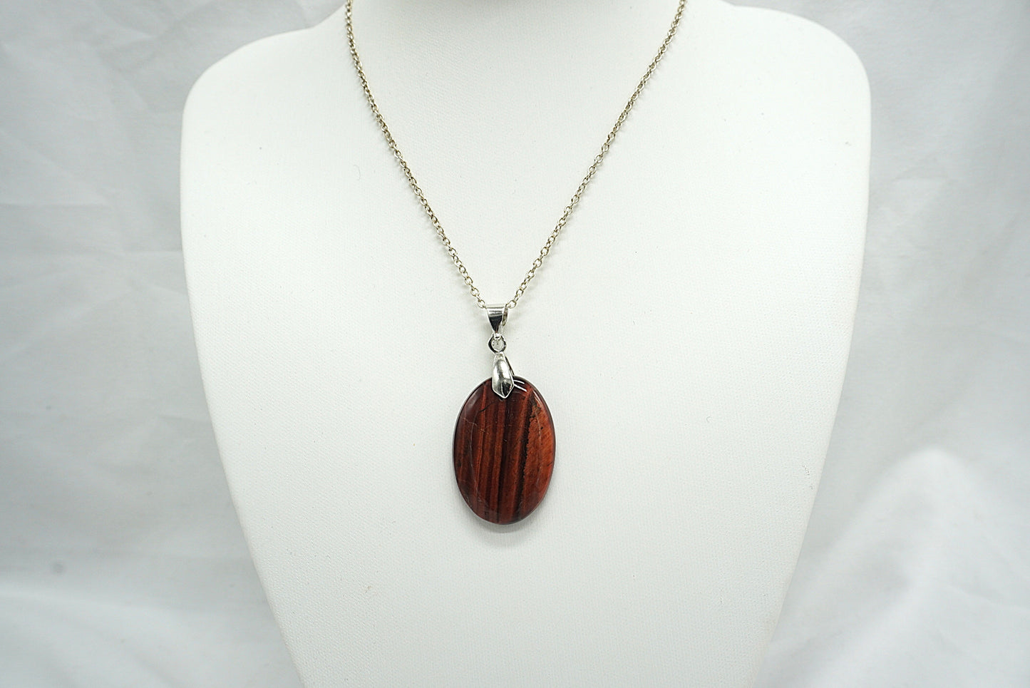 PENDENTIF OEIL DE TAUREAU (ref 2)