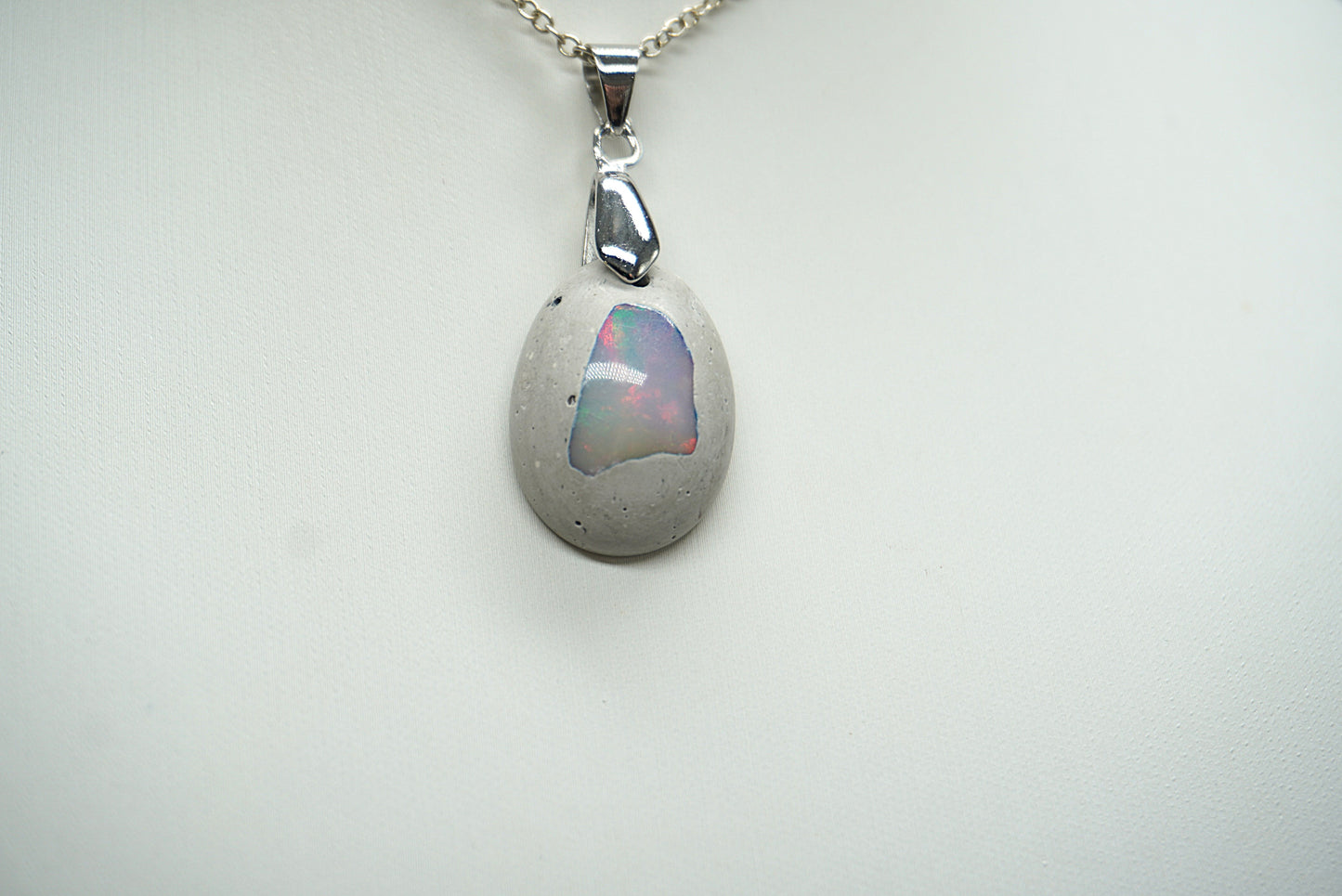 PENDENTIF OPALE (ref 1)
