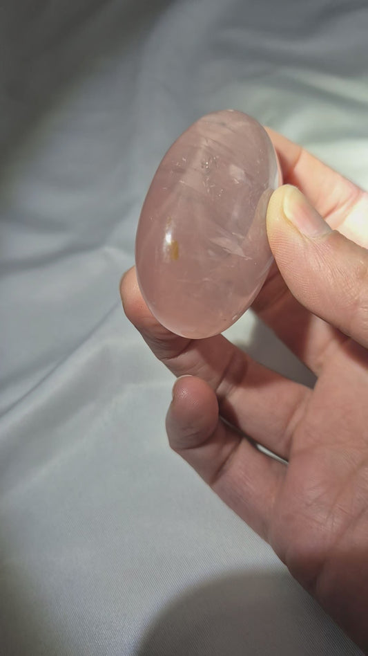 GALET QUARTZ ROSE ETOILE