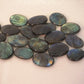 GALET PLAT LABRADORITE