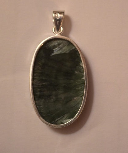 PENDENTIF SERAPHINITE SERTI ARGENT (12 grammes)