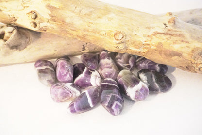 PIERRE ROULEE AMETHYSTE CHEVRON OU RUBANEE