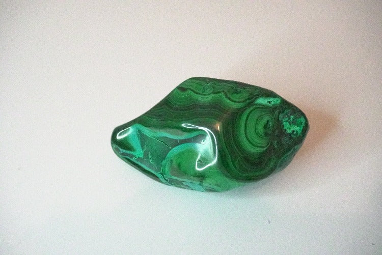 FORME LIBRE MALACHITE VEINÉE CHRYSOCOLLE