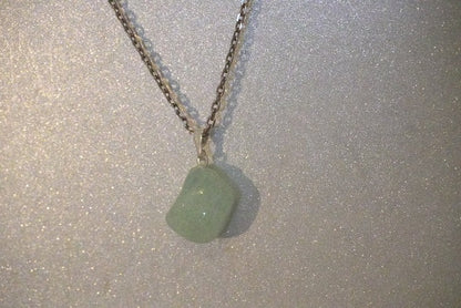 PENDENTIF AIGUE MARINE PIERRE ROULEE