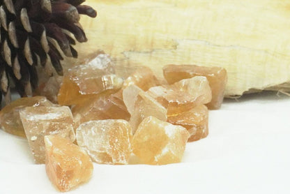PIERRE BRUTE CALCITE MIEL