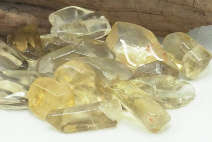 PIERRE ROULEE CITRINE NATURELLE (moins de 10 grammes)