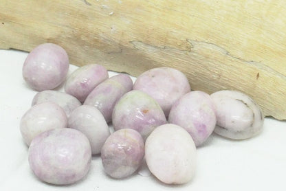 PIERRE ROULEE KUNZITE