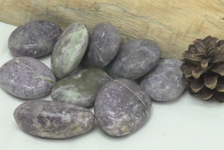 GALET LEPIDOLITE